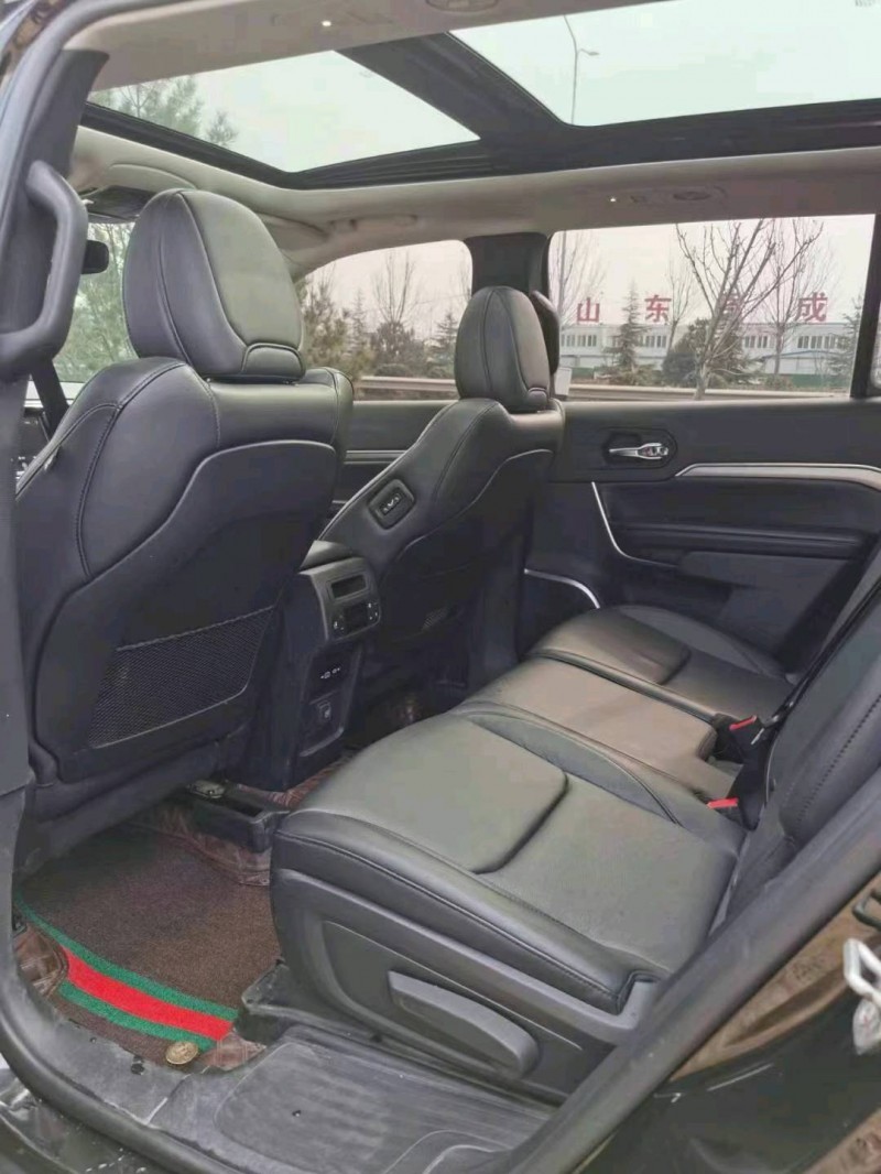 临沂20年Jeep指挥官6