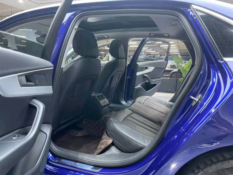 成都19年奥迪A4L6