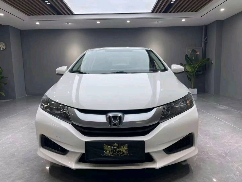 成都18年本田锋范1