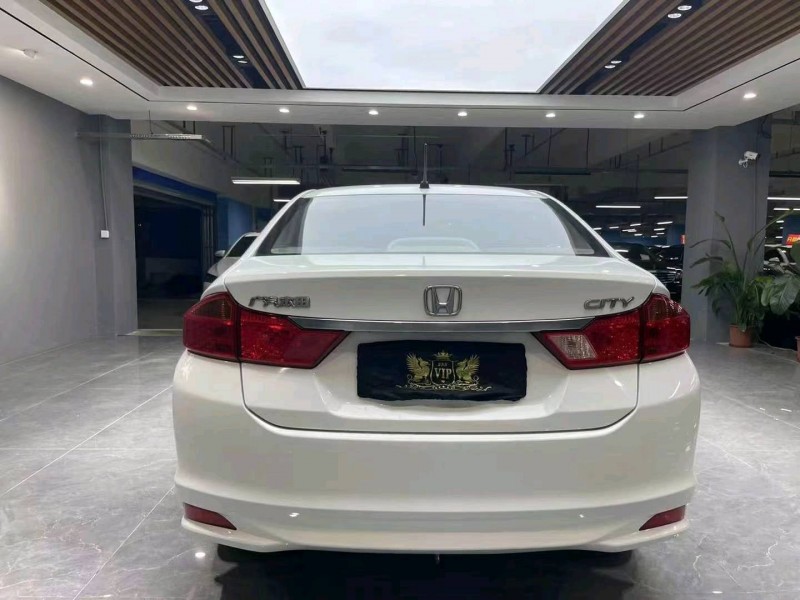 成都18年本田锋范7