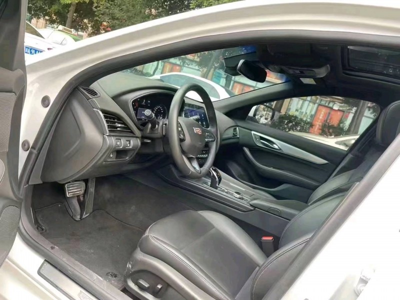 成都21年凯迪拉克CT55