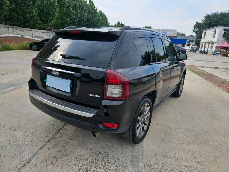 邢台15年Jeep指南者8