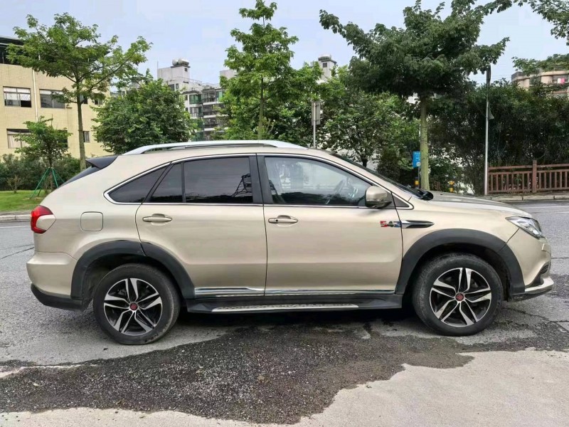 广州16年比亚迪唐4