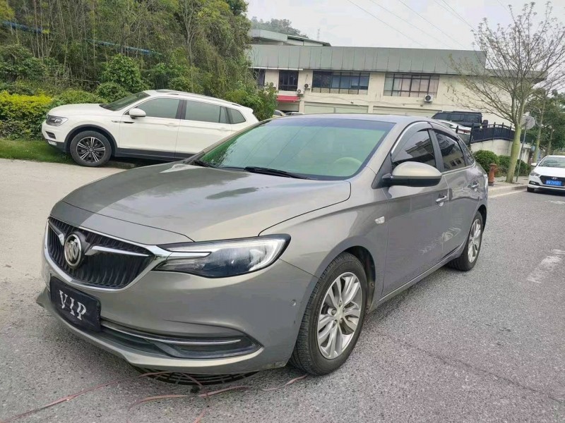 广州18年别克英朗2