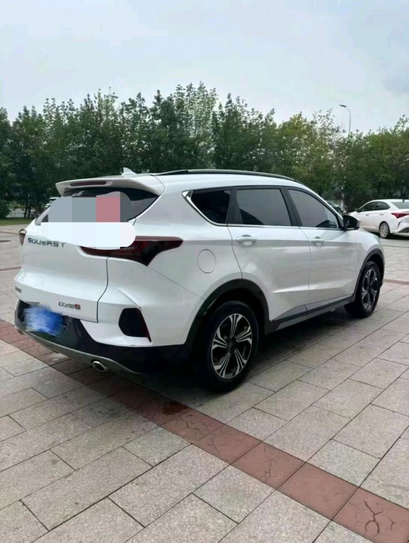 邯鄲23年東南汽車DX87
