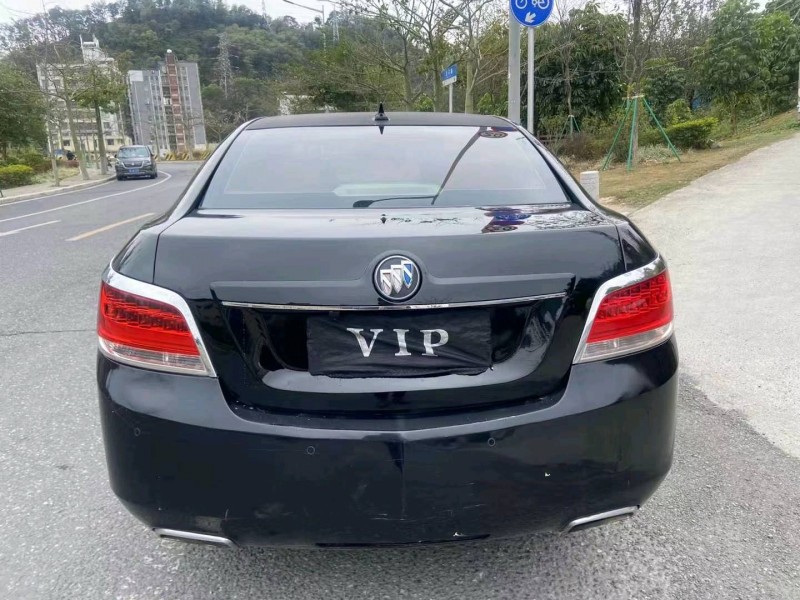 广州11年别克君越5