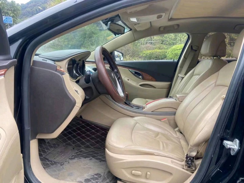 广州11年别克君越9