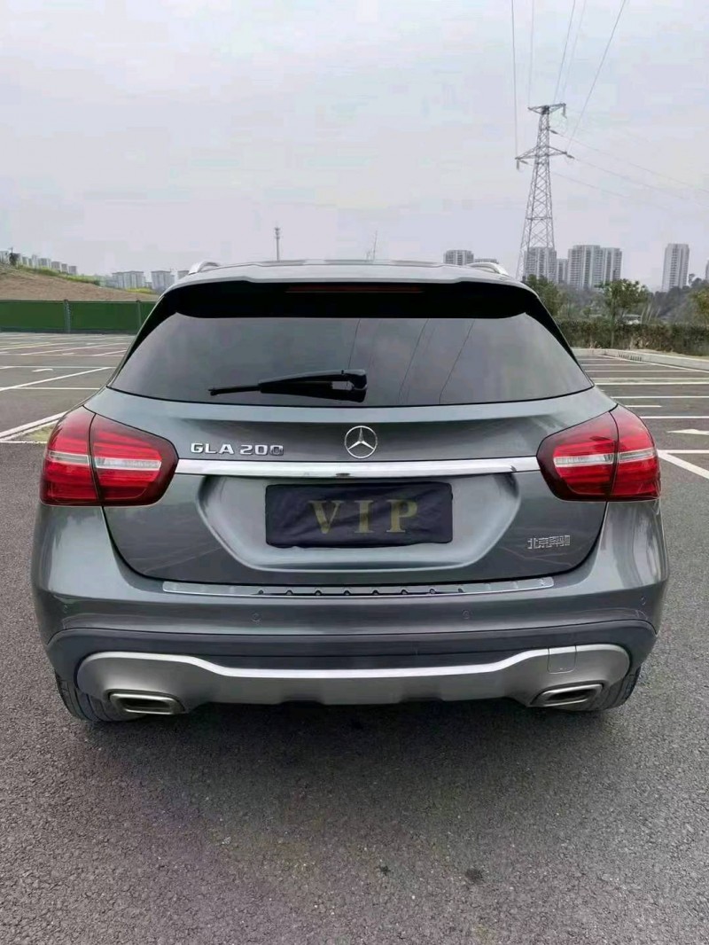 宜昌19年奔馳GLA6