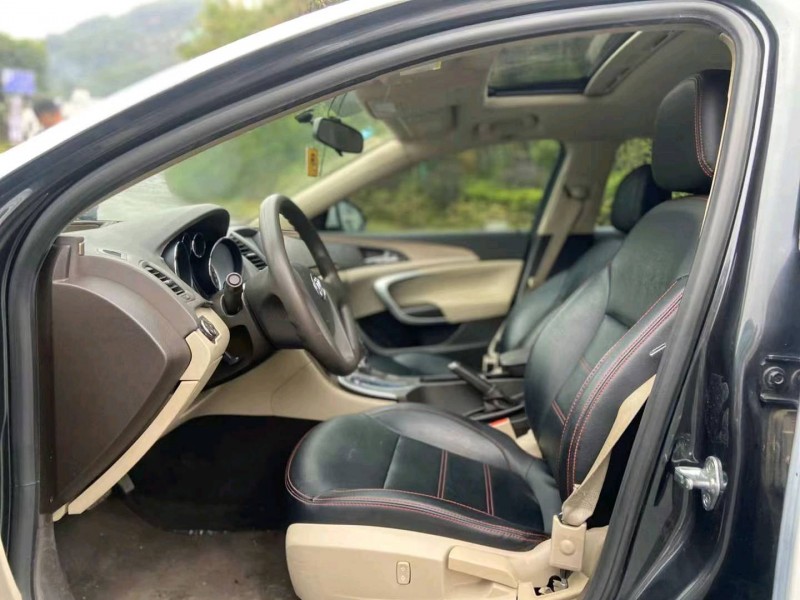 广州12年别克君威7