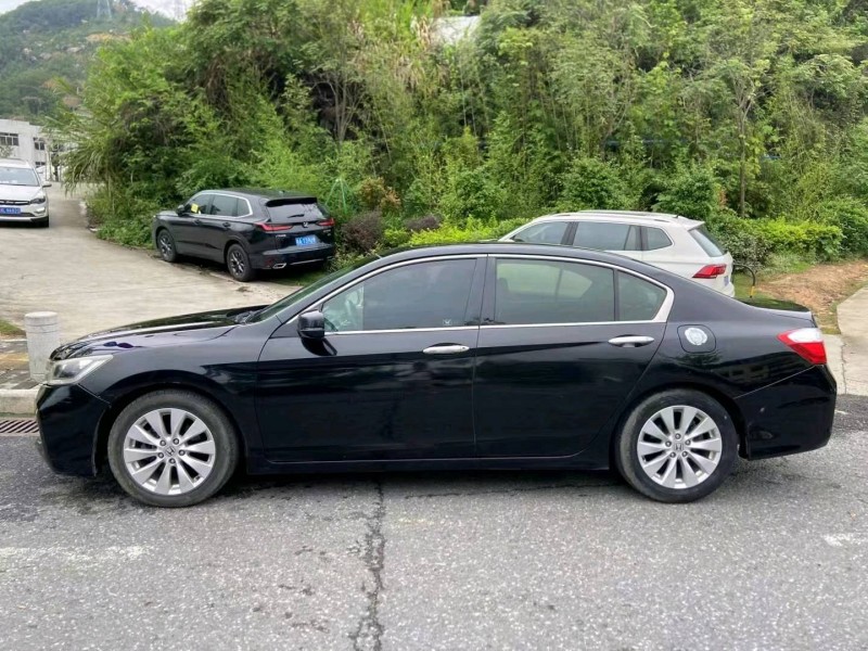 广州15年本田雅阁6