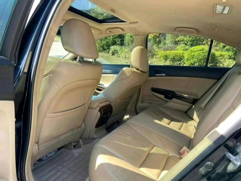 广州08年本田雅阁8