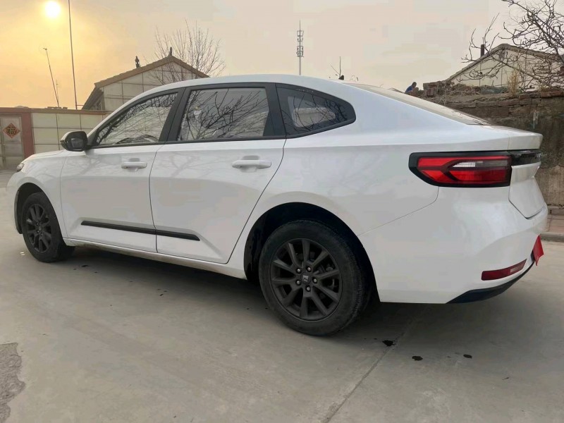 天津21年寶駿RC53