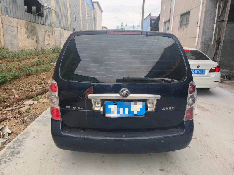 临沂13年别克GL89