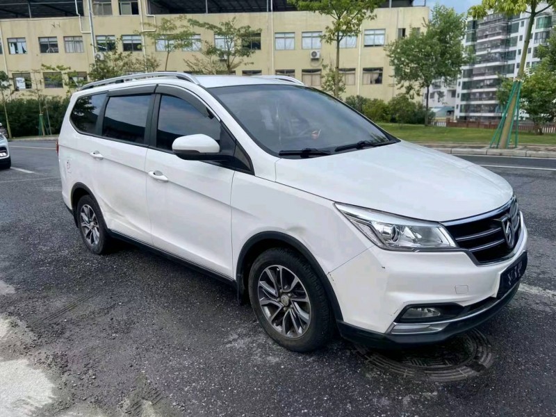 廣州18年寶駿7302
