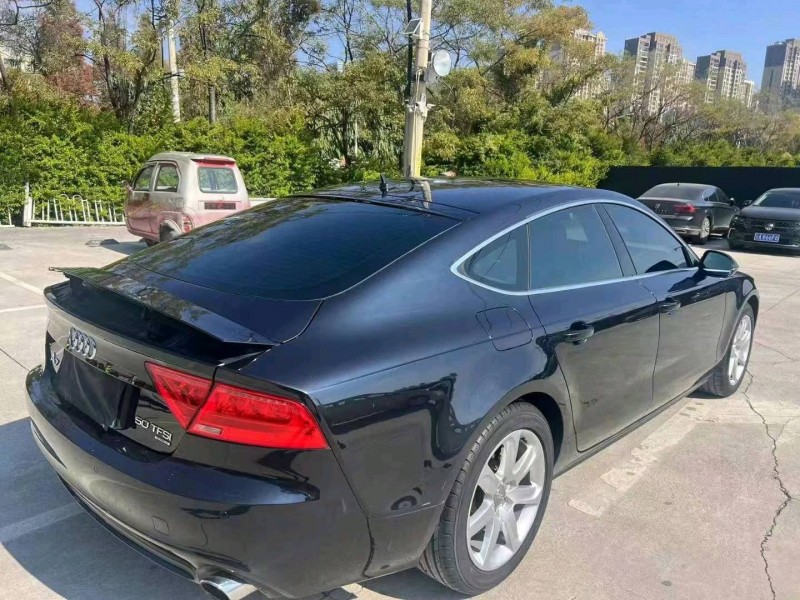 迪慶14年奧迪A7L5