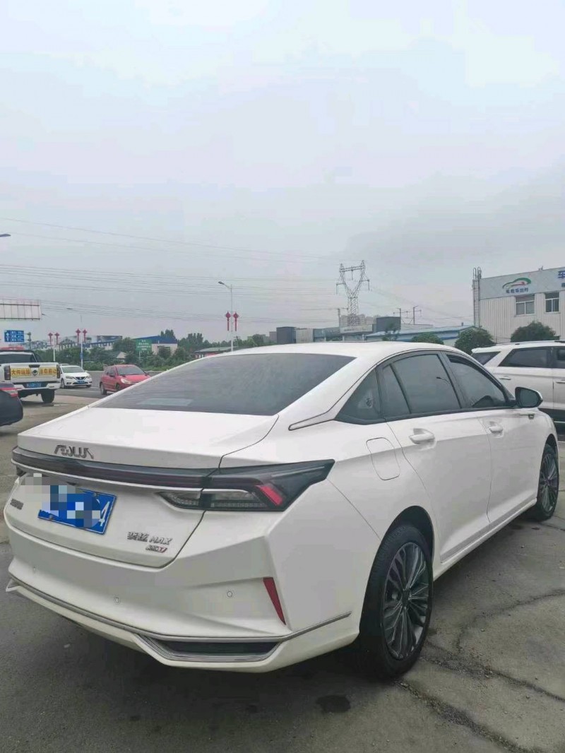 保定21年东风奕炫6