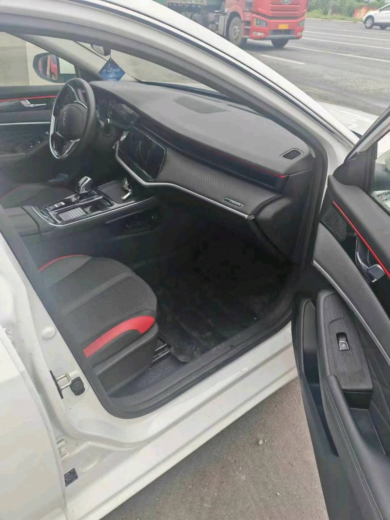 保定21年东风奕炫7