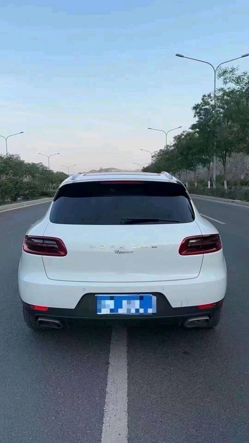 枣庄16年保时捷Macan2
