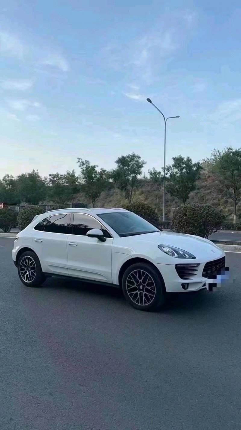 枣庄16年保时捷Macan5
