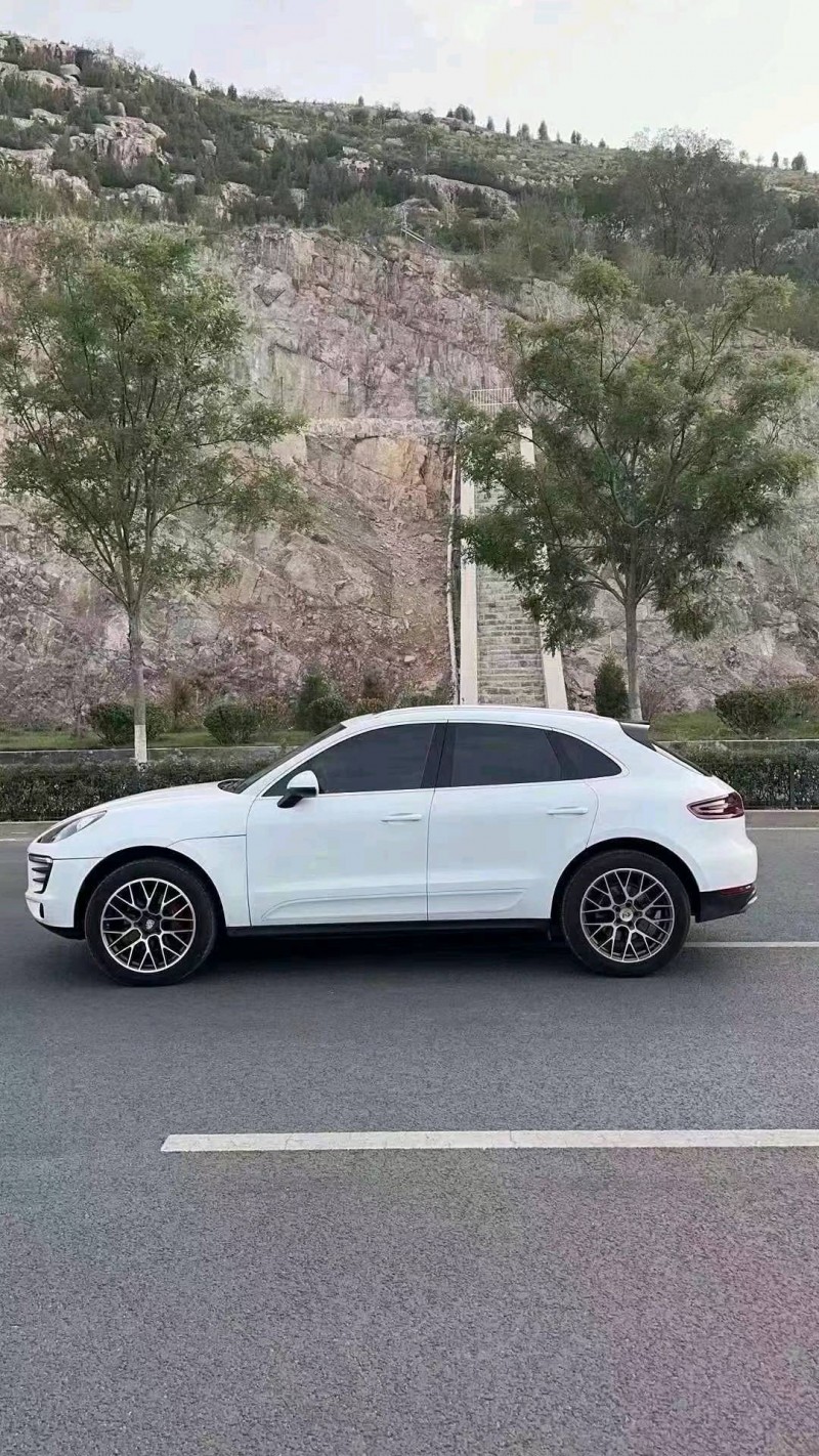 枣庄16年保时捷Macan7