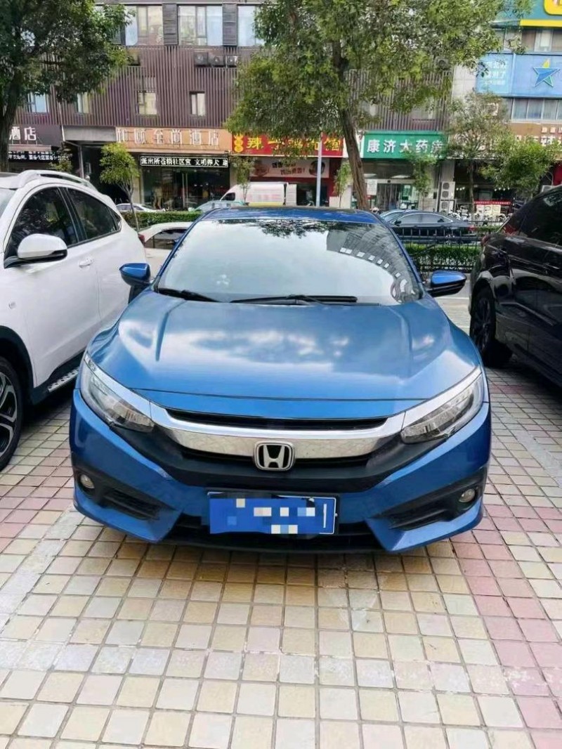 济南19年本田思域1