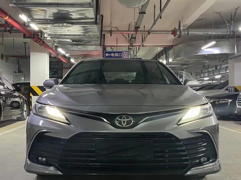 成都21年丰田凯美瑞1