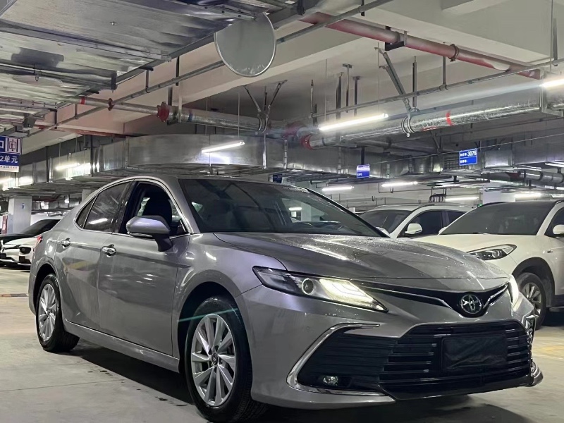 成都21年丰田凯美瑞3