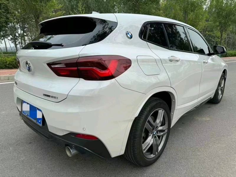 保定21年宝马X27