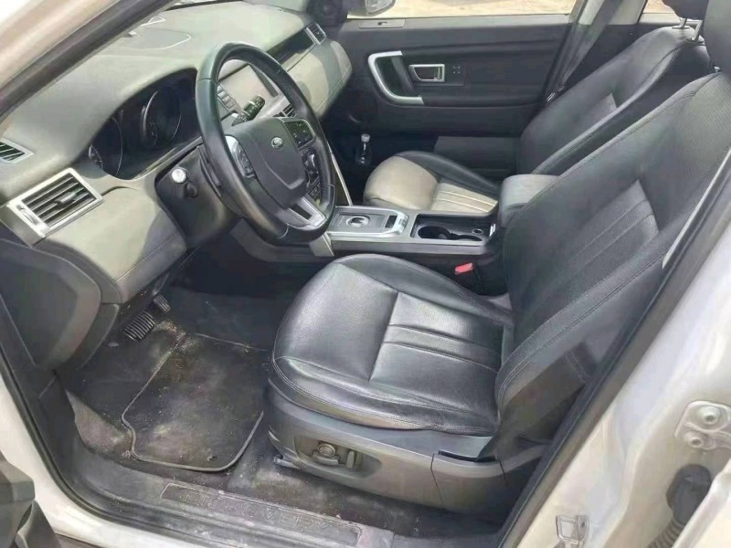 苏州19年路虎发现神行8