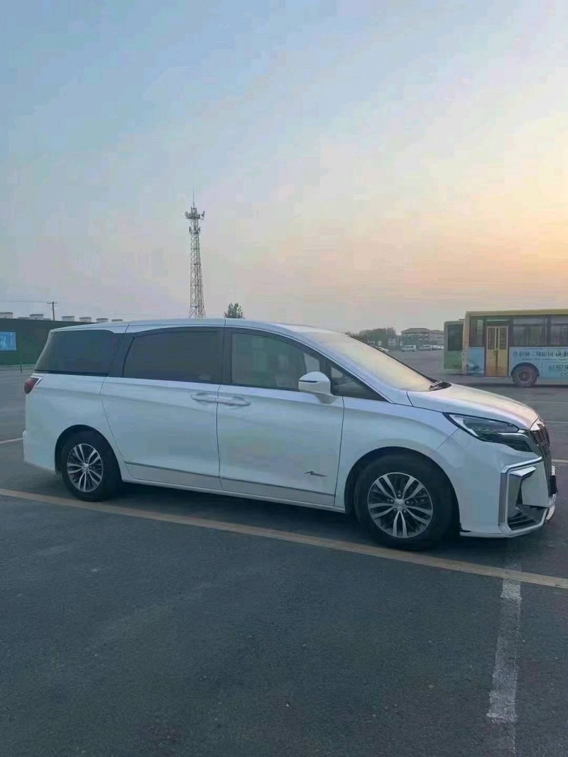 菏泽20年别克GL83