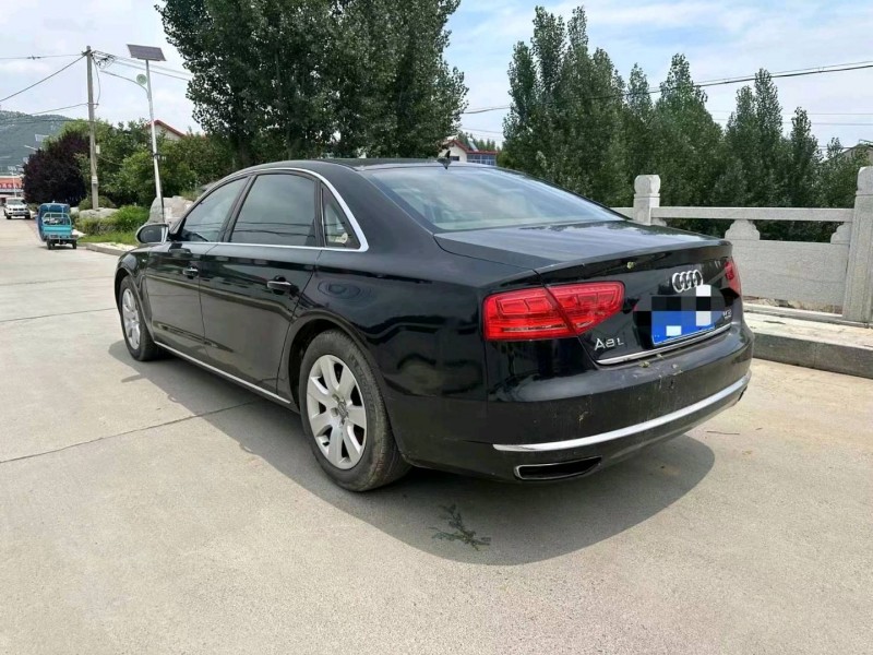 潍坊14年奥迪A8L6