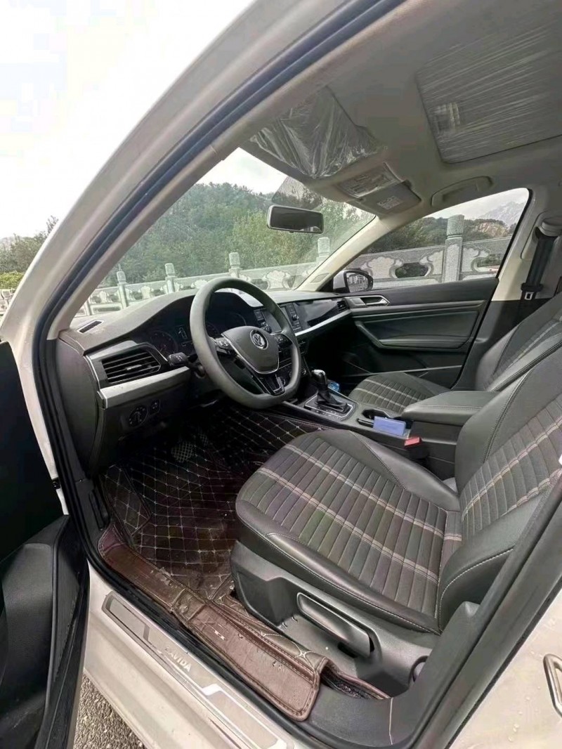 济南19年大众朗逸3