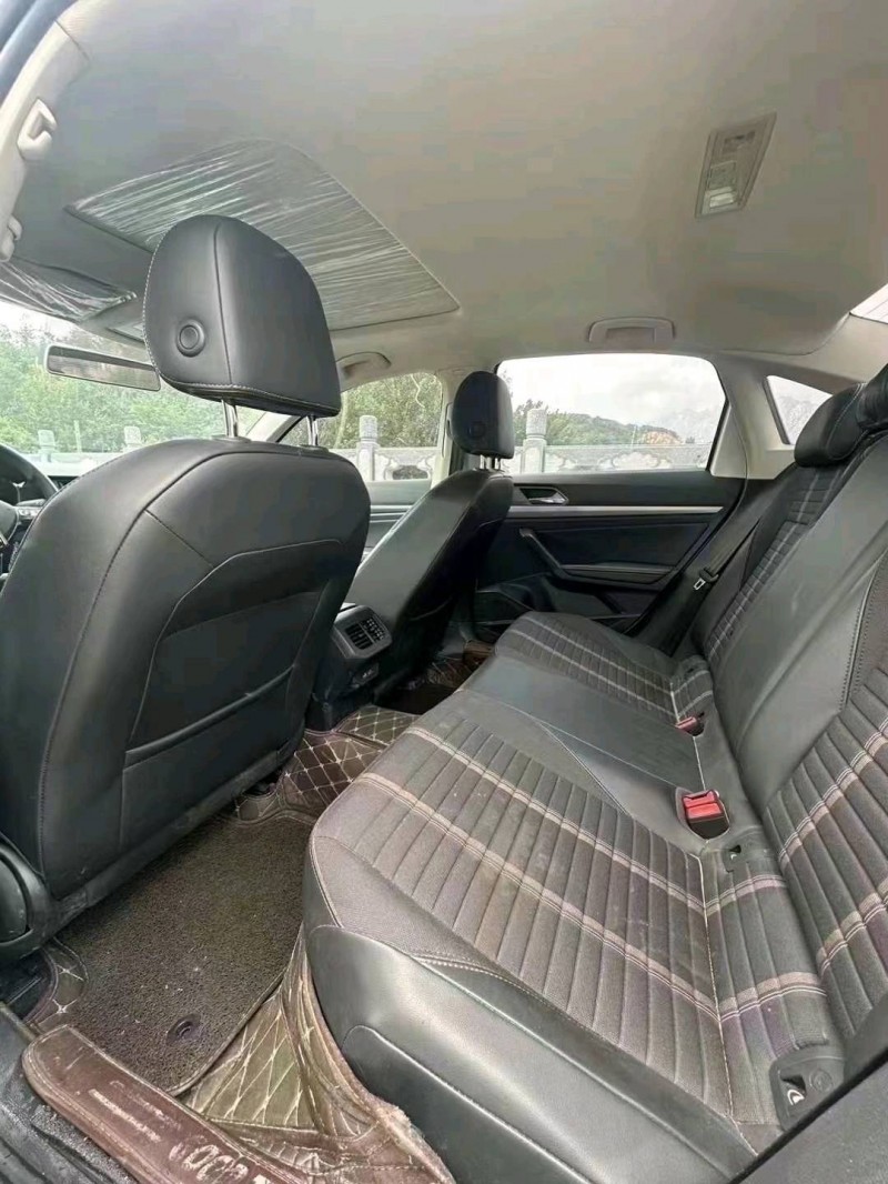 济南19年大众朗逸6