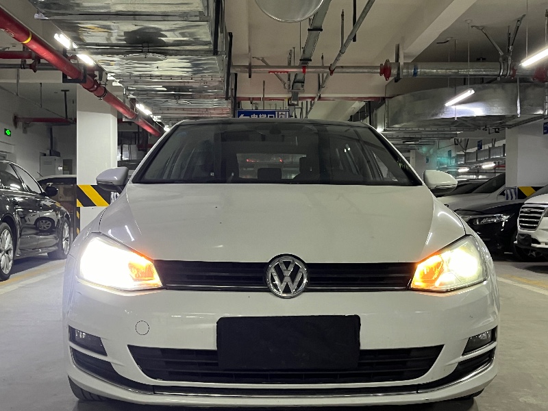 成都15年大众高尔夫1