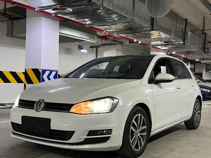 成都15年大众高尔夫2