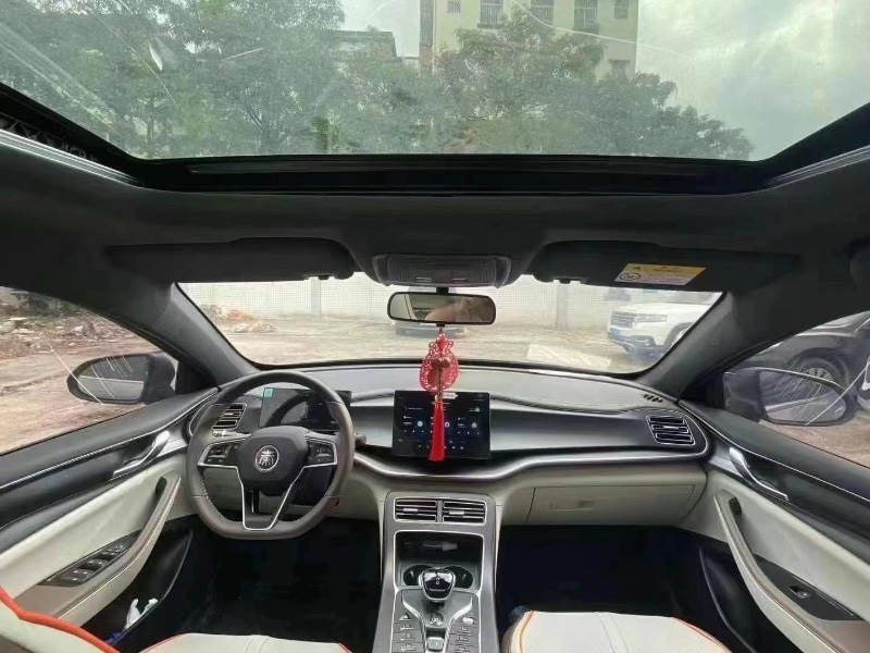 深圳23年比亚迪秦5