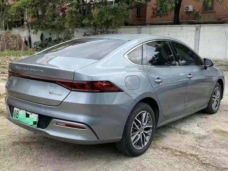 深圳23年比亚迪秦9