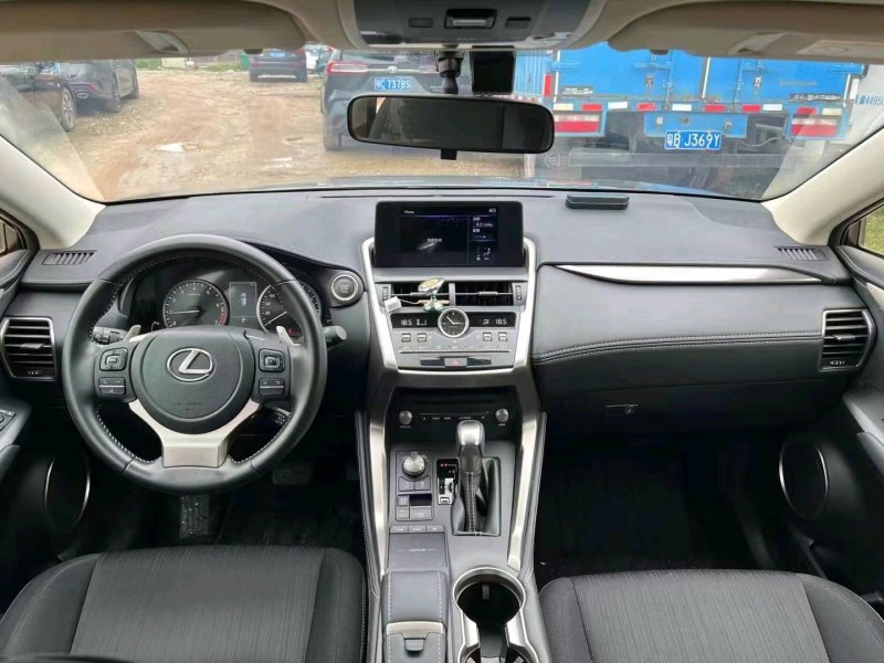 广州21年雷克萨斯NX7