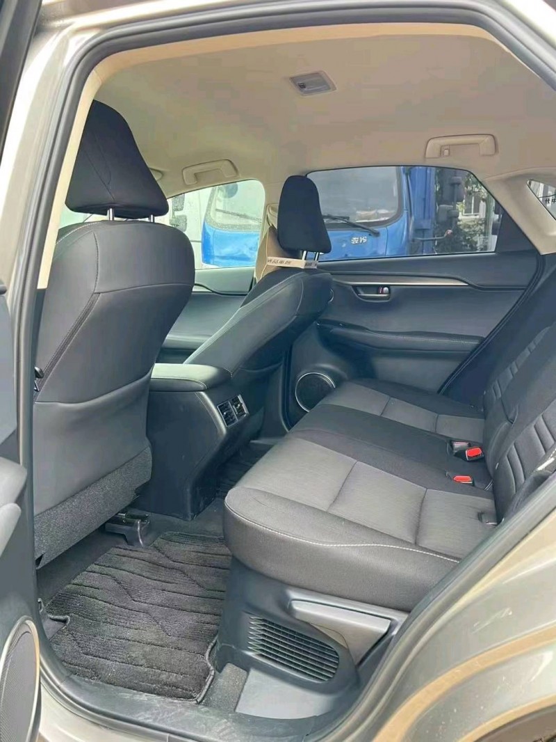 广州21年雷克萨斯NX8