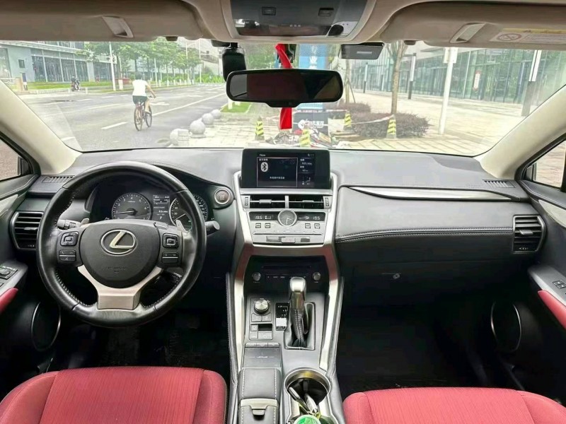 广州19年雷克萨斯NX5