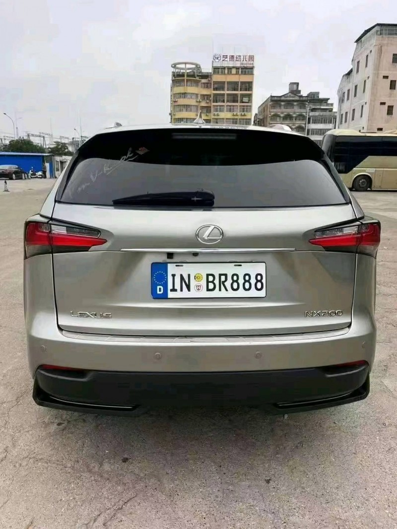 佛山17年雷克萨斯NX8