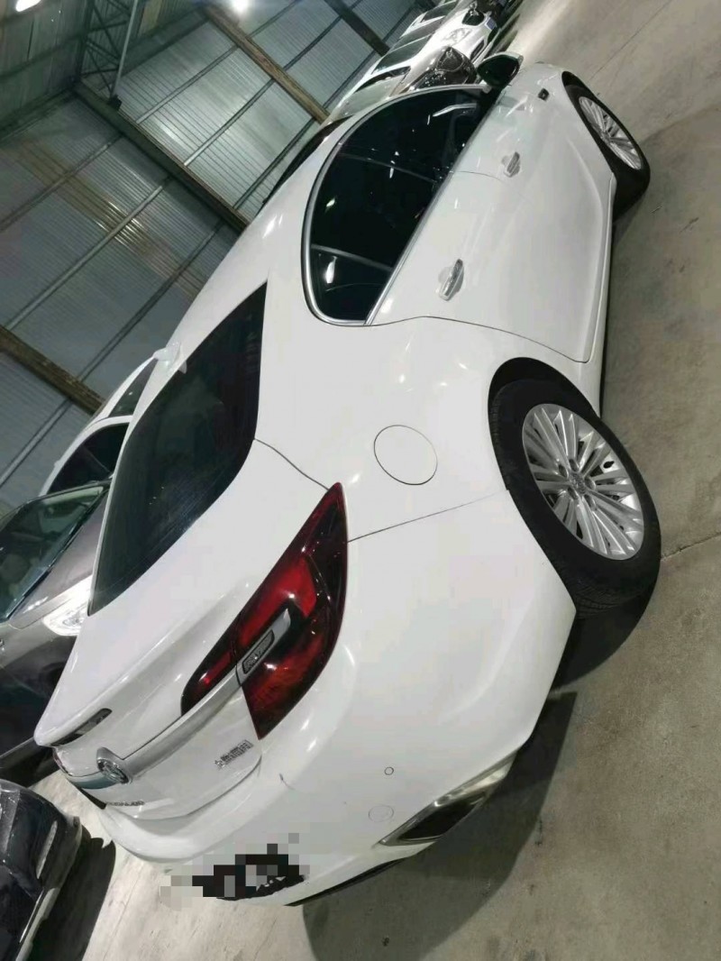 临沂16年别克君威8