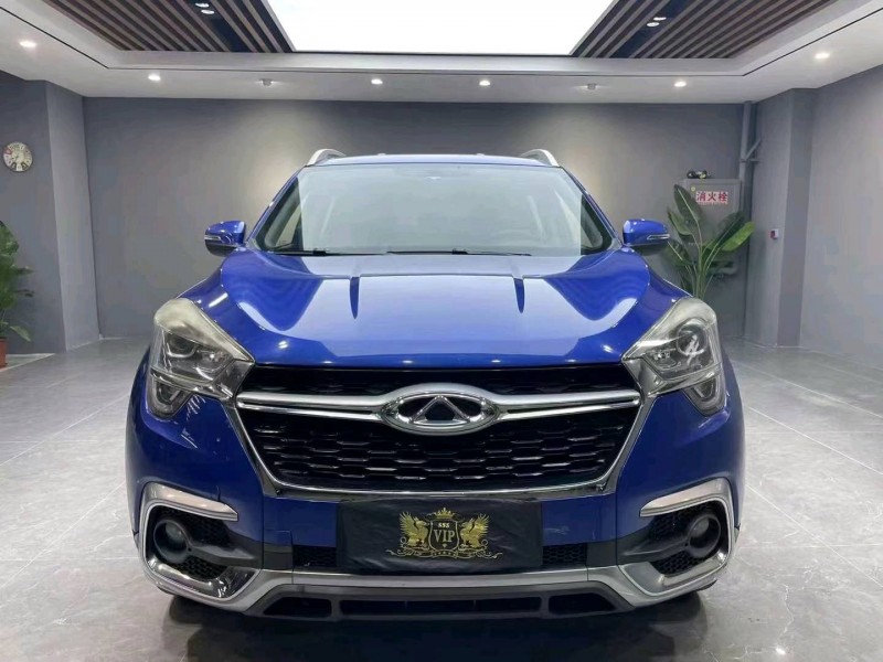 成都17年奇瑞瑞虎5x1