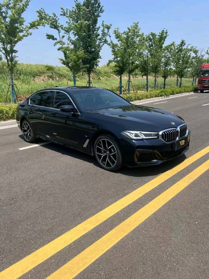 徐州22年宝马5系3
