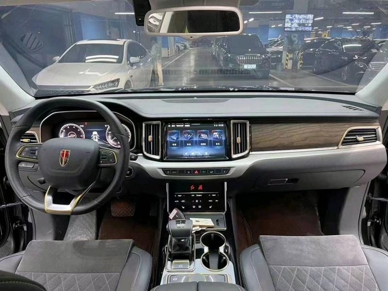 成都23年红旗HS78