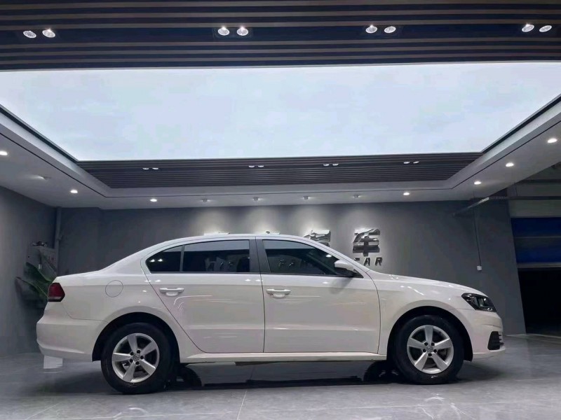 成都21年大众朗逸6