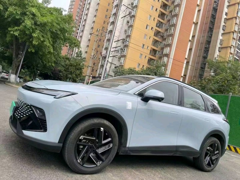 成都23年北汽制造魔方3