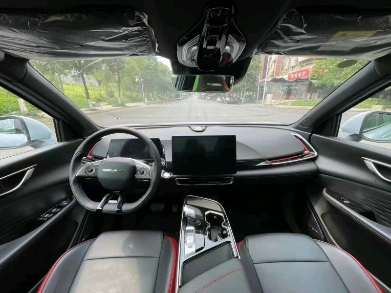 成都23年北汽制造魔方4