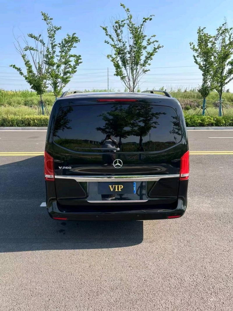 徐州16年奔驰V9