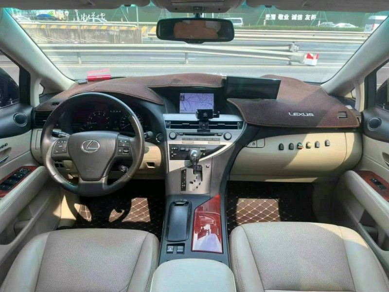 佛山11年雷克萨斯RX8